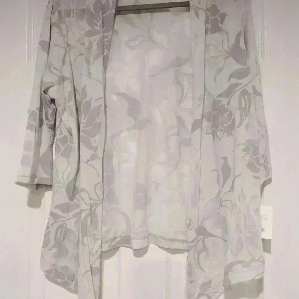 Croft & Borrow 
Women's sweater